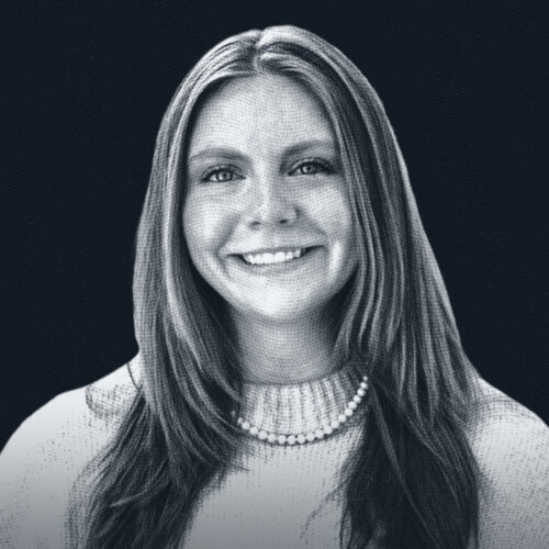 Emily-Hanlon-Headshot