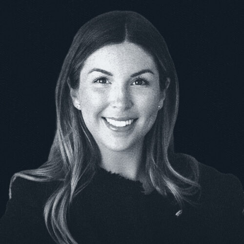 Julia-Vahey-Headshot